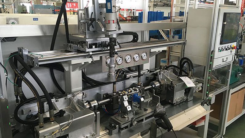 在选型过程中，要关注以下关键性能指标：